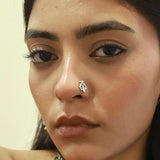 Jaan nose pin