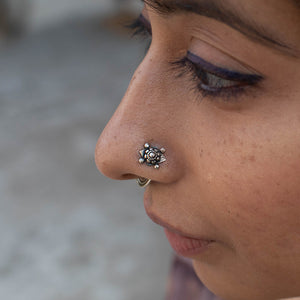 Barfi nose pin
