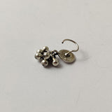 Guccha nose pin