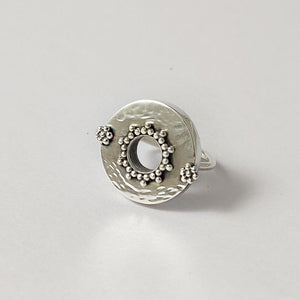 Eclipse ring