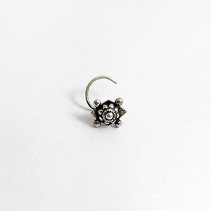 Barfi nose pin