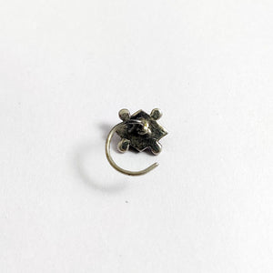 Barfi nose pin