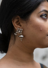 Adalaj jhumka
