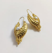 Sunburst earrings