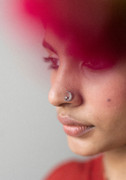 Chand sitara nose pin