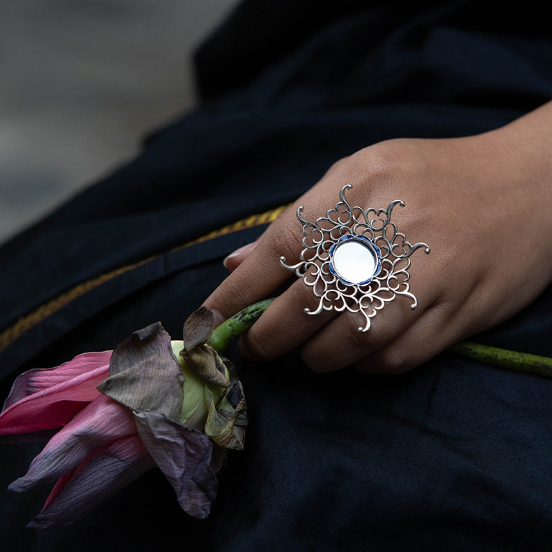 Cut out ring