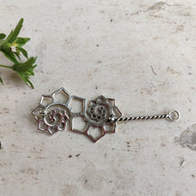 Rukhsar hair pin