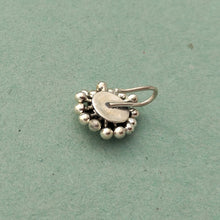 Hasht nose pin