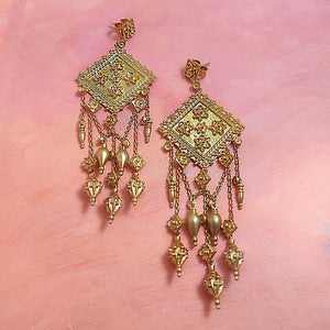 Latkan earrings