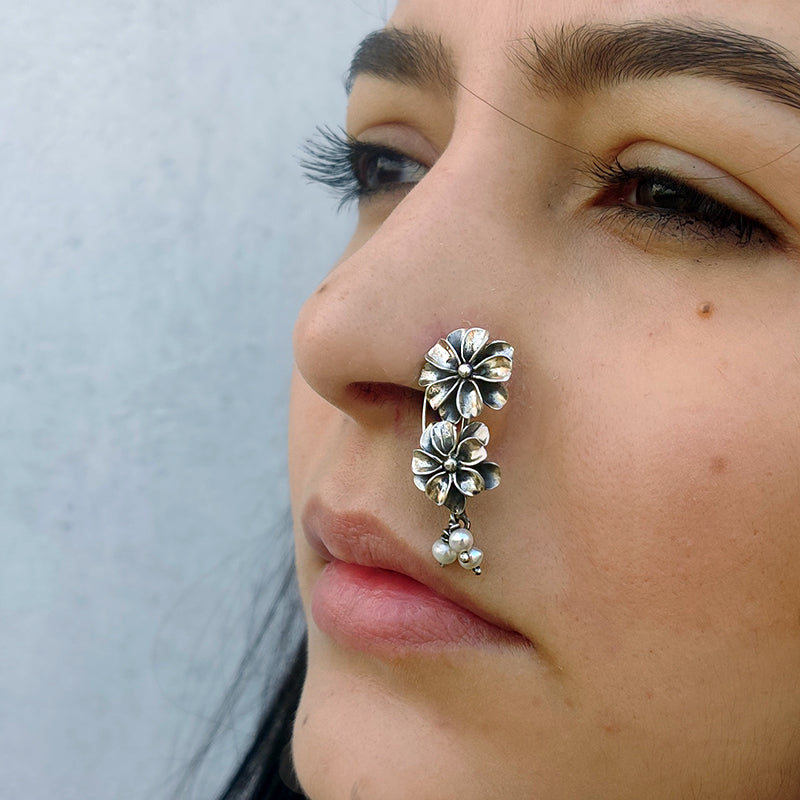 Desyat nose ring (left side)