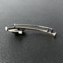 Pinwheel brooch