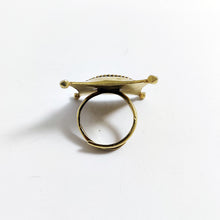 Sailing off the edge ring