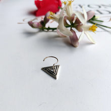 triangle nose pin